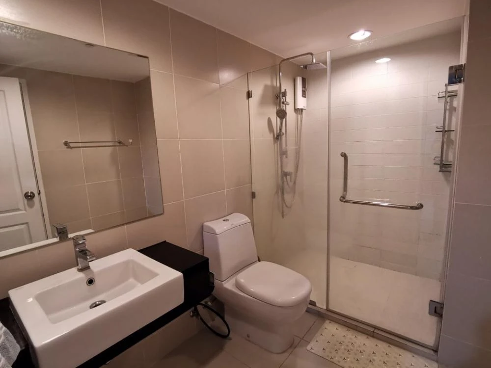 🌟🏙️ For Sale: Belle Grand Rama 9 | Spacious Luxury Unit, Newly Renovated! 🏙️🌟