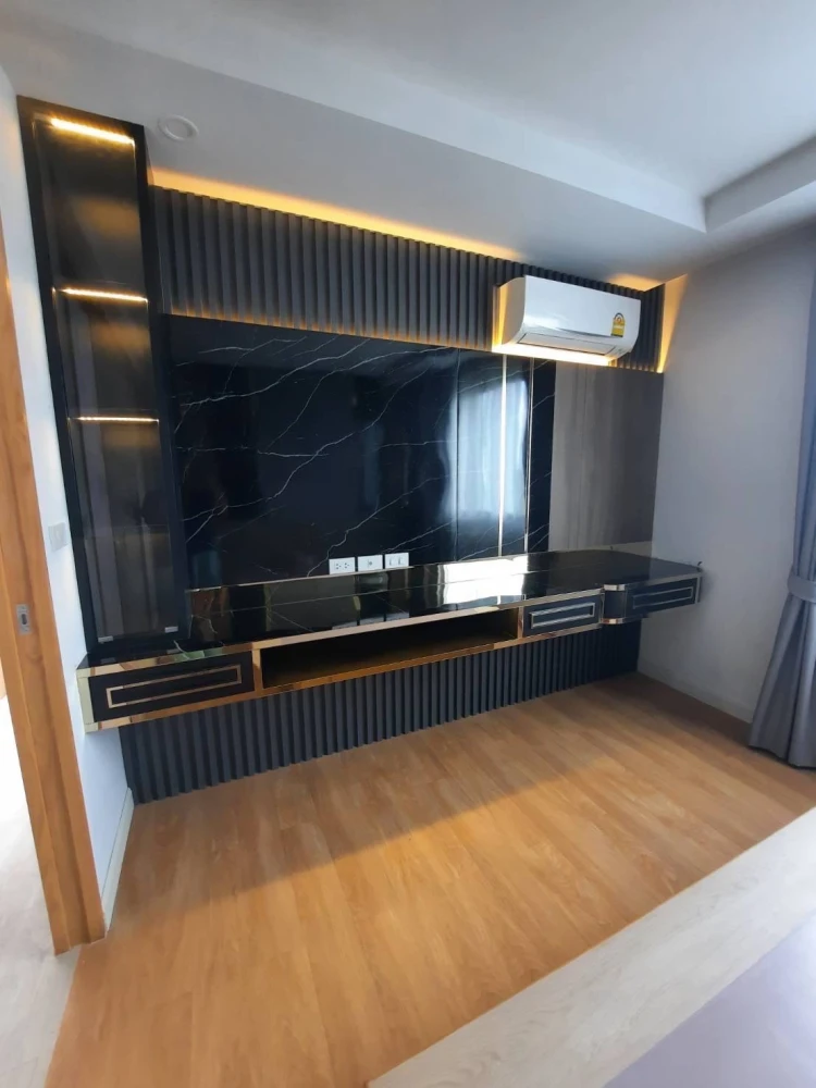 🏡 For Sale: V Condo Salaya