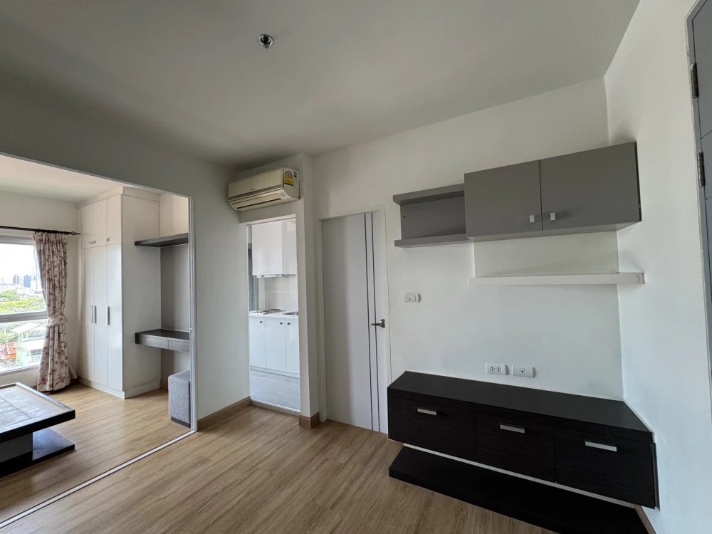 Condo for Sale: The Leaf Phatthanakan | Cozy South-Facing Unit with Comfortable Living Atmosphere