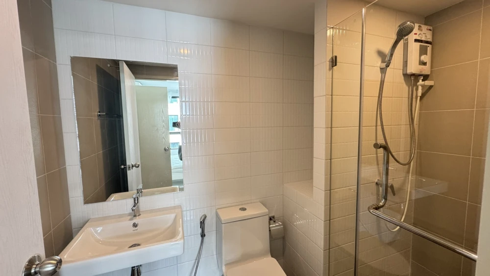 🏠🌃 Flexi Suksawat Condo for Sale 🏠🌃