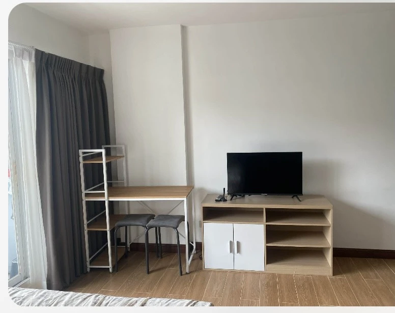 🌼 Condo for Sale: Chateau in town Ratchada 17 – Spacious Studio 🌼