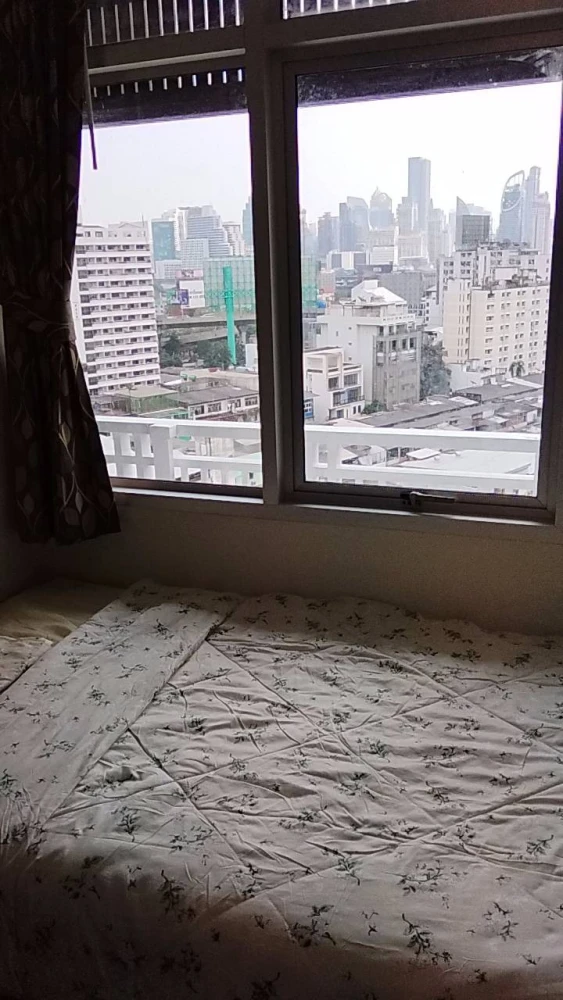 🏙️✨ Condo for sale: Chewathai Ratchaprarop | Large 2-bedroom unit with a long balcony and great view! Very livable! ✨🏙️