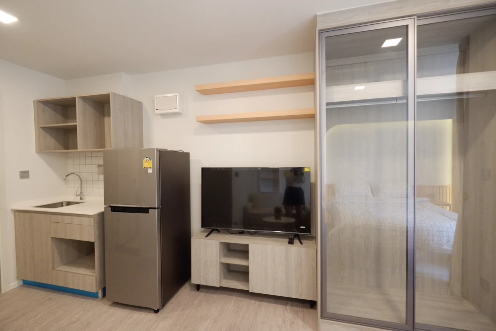 | Condo for Sale with Tenant – Ready Income