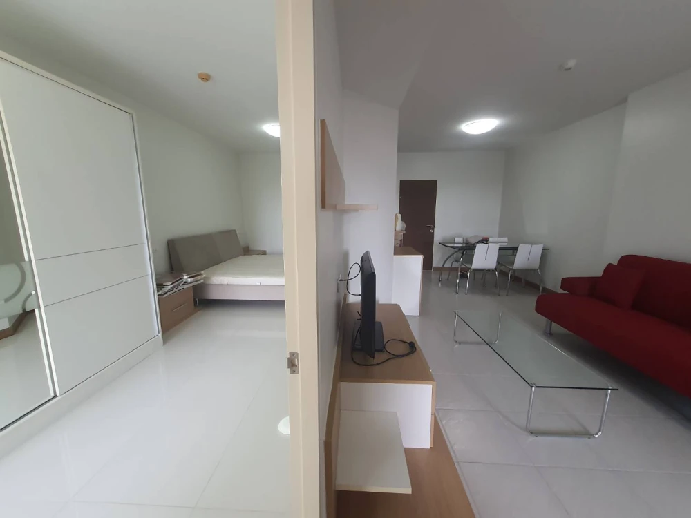 🏠🌃 Urgent Sale: Supalai Park Kaset Condo 🏠🌃
