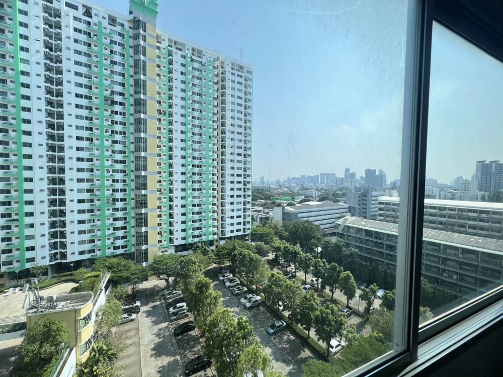 🏠🌃 Urgent Sale: Supalai Park Kaset Condo 🏠🌃