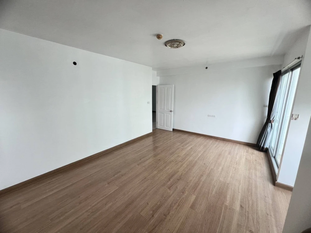 🏠🌃 Urgent Sale: Supalai Park Kaset Condo 🏠🌃