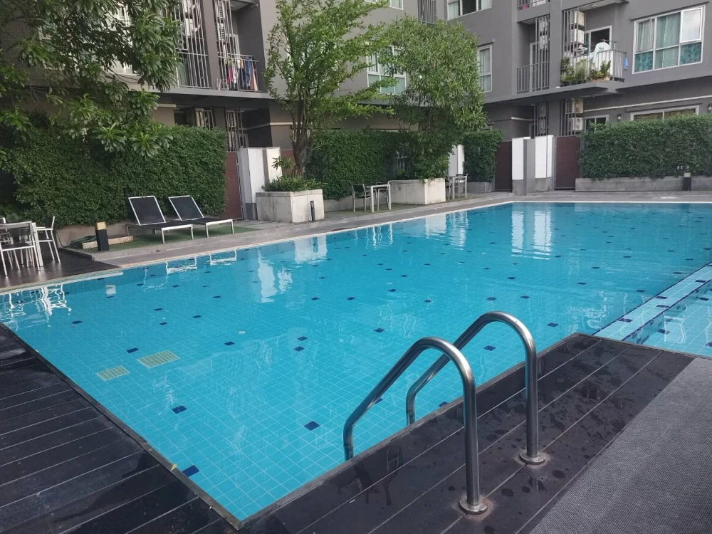 🏠🌃 Urgent Sale: The Loft Pattanakarn Condo 🏠🌃