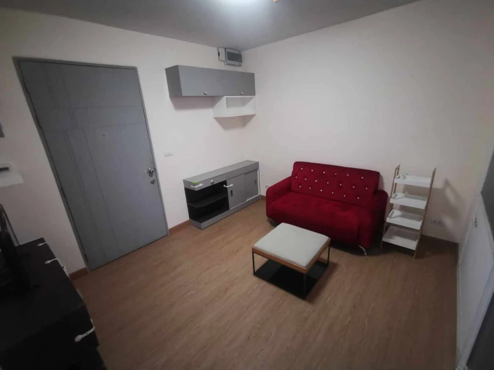 🏠🌃 Urgent Sale: The Loft Pattanakarn Condo 🏠🌃