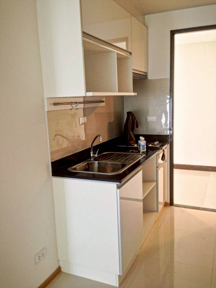 🏠🌃 Urgent Sale: The Line Phahonyothin Park Condo 🏠🌃