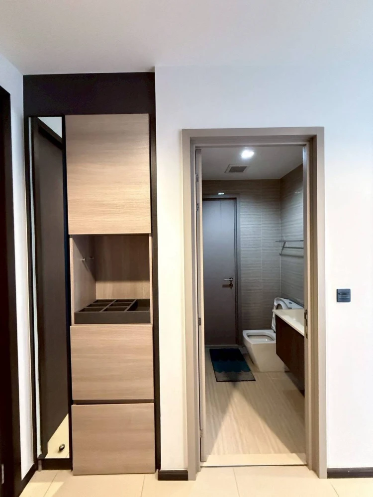 🏠🌃 Urgent Sale: The Line Asoke Ratchada Condo 🏠🌃