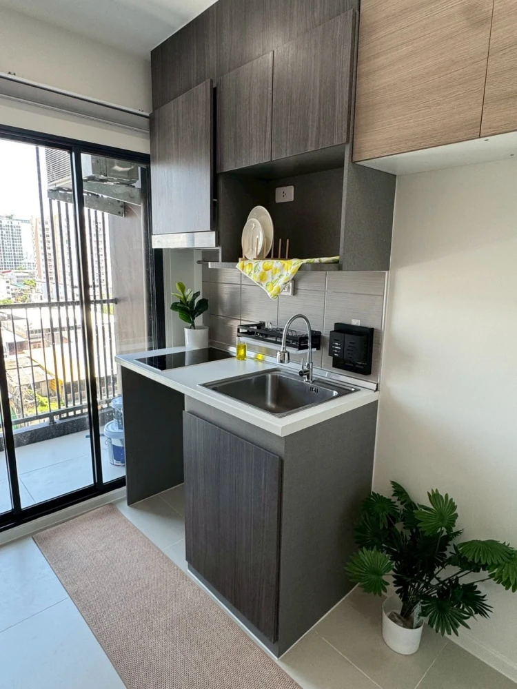 🏠🌃 Urgent Sale: Elio Del Nest Condo 🏠🌃