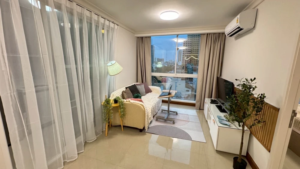 🏠🌃 For Sale/Rent: Chateau In Town Phaholyothin 11 Condo 🏠🌃