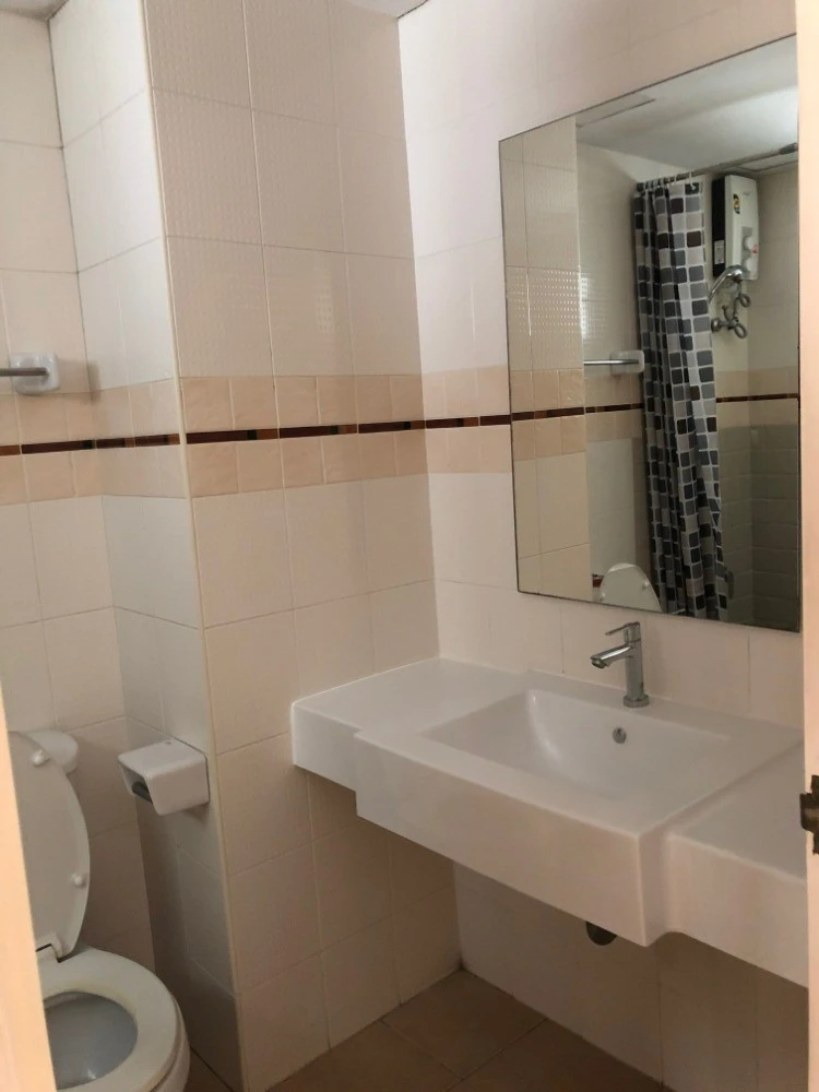 Condo for Sale – Lumpini Place Borommaratchachonnani – Pinklao, 17th Floor, Spacious & Partitioned Room
