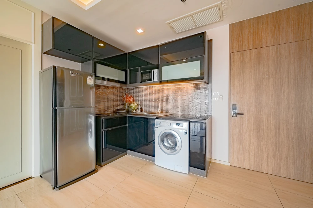 🏠🌃 For Sale/Rent: Noble Reveal Condo 🏠🌃