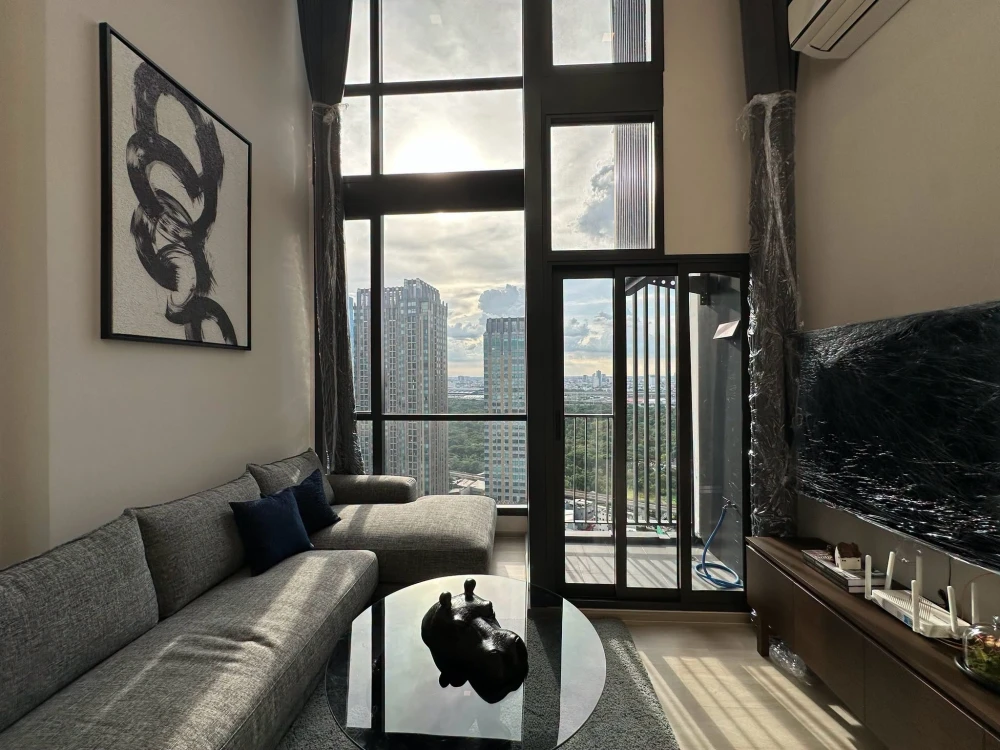 ✨ For Sale & Rent — The Privacy Jatujak | Unique 2-Storey Loft with Park View 🌿