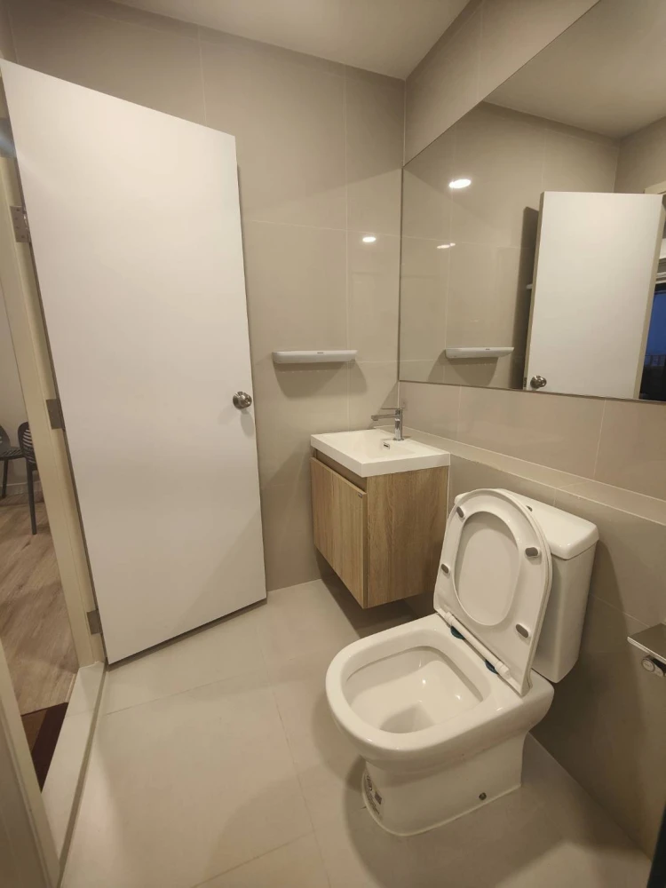 📍 FOR SALE & RENT – SYM Suk Sawat – Rama 3 ✨ Cozy and modern One Bed Plus unit, fully furnished and ready to move in!