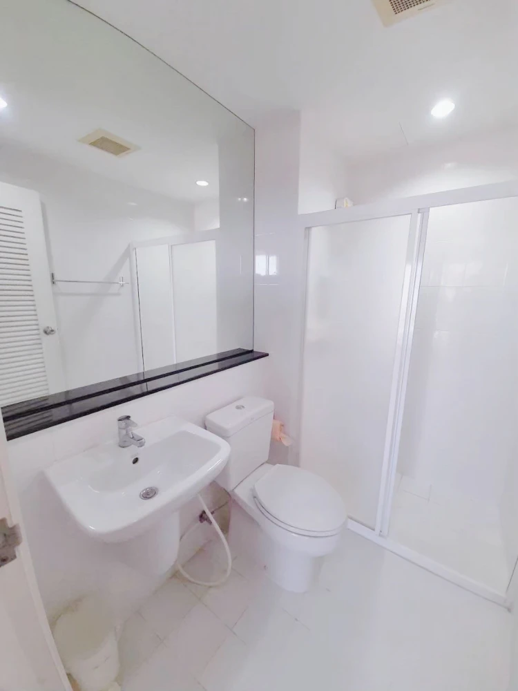 🔥 For Sale or Rent – The Tree Bangpho, Prime Location Next to MRT Bang Pho, Beautiful Room Ready to Move In