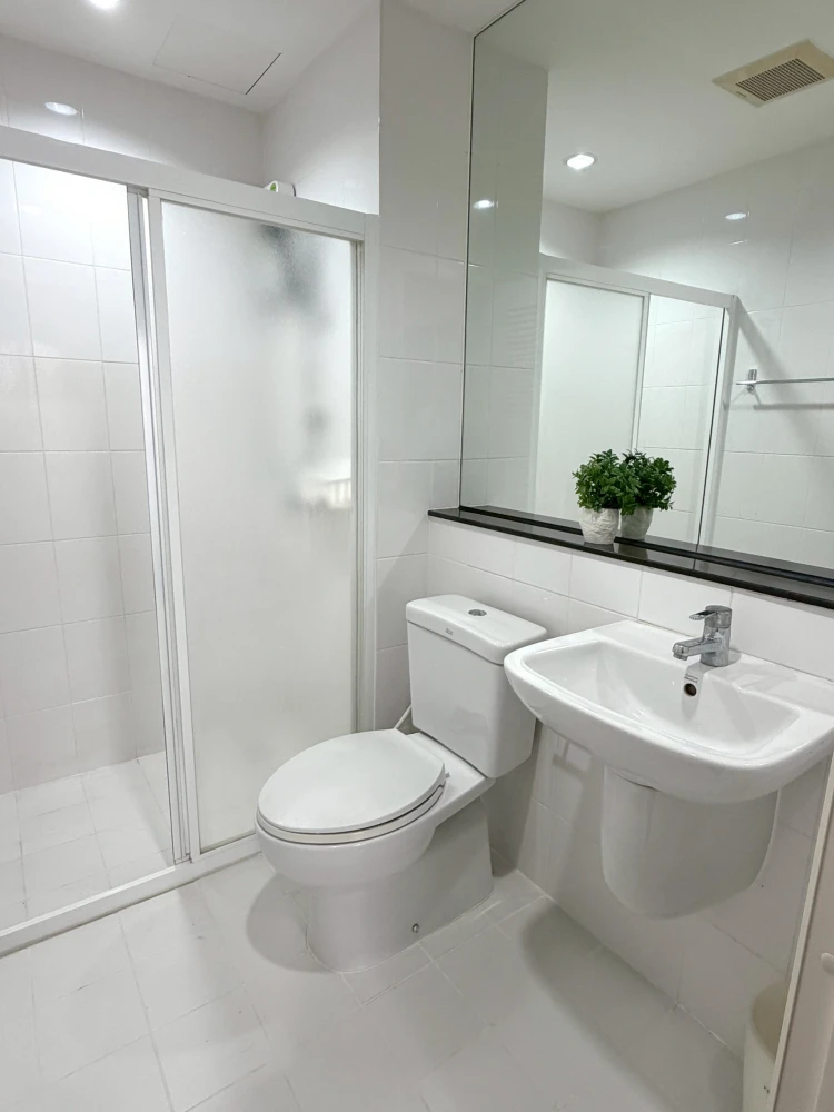 🔥 For Sale or Rent – The Tree Bangpho, Prime Location Next to MRT Bang Pho, Beautiful Room Ready to Move In