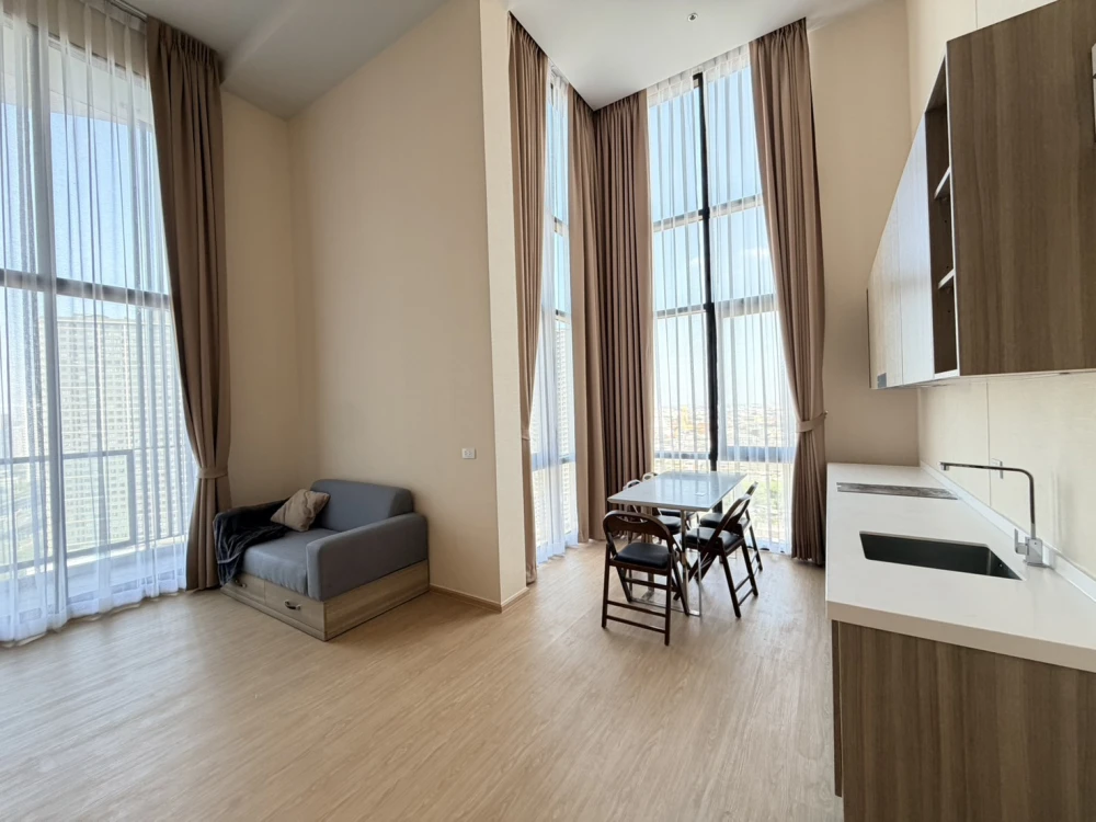 🏙 Condo for Sale/Rent at Altitude Unicorn Sathorn–Tha Phra near BTS Talat Phlu 🚆