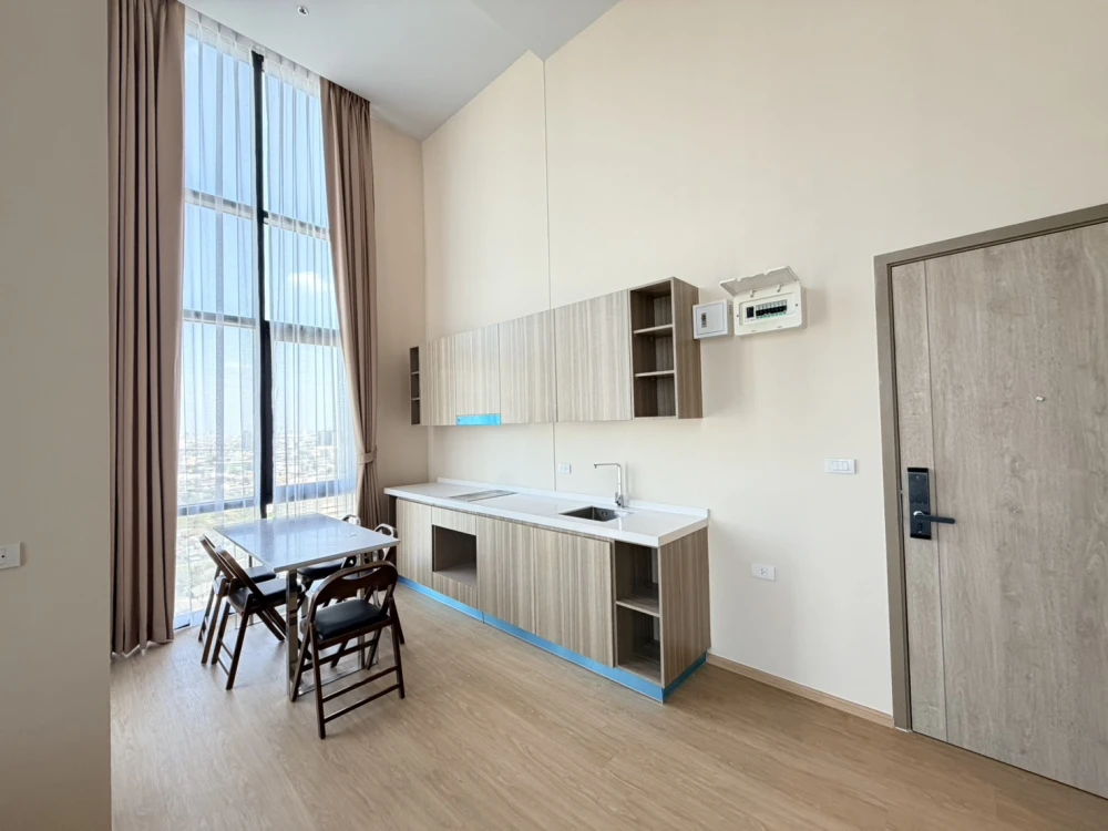 🏙 Condo for Sale/Rent at Altitude Unicorn Sathorn–Tha Phra near BTS Talat Phlu 🚆