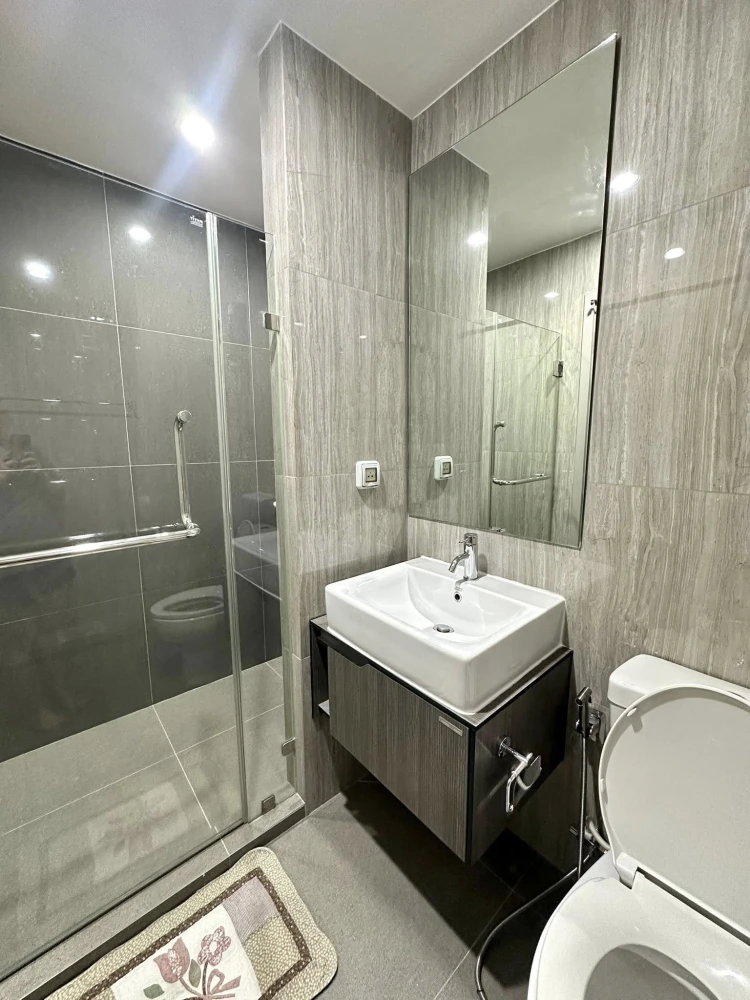 🏢 Condo The Parkland Phetkasem 56, next to MRT Phasi Charoen, only 40 m.