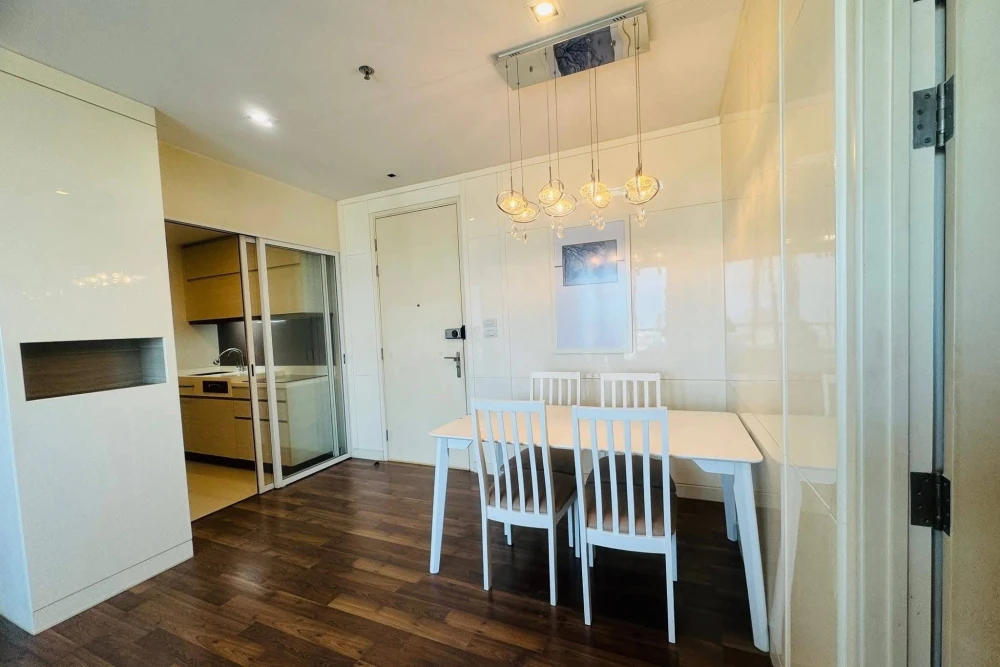 🏡 Modern Condo for Rent at The Room Sathorn-Taksin in Sathorn Area