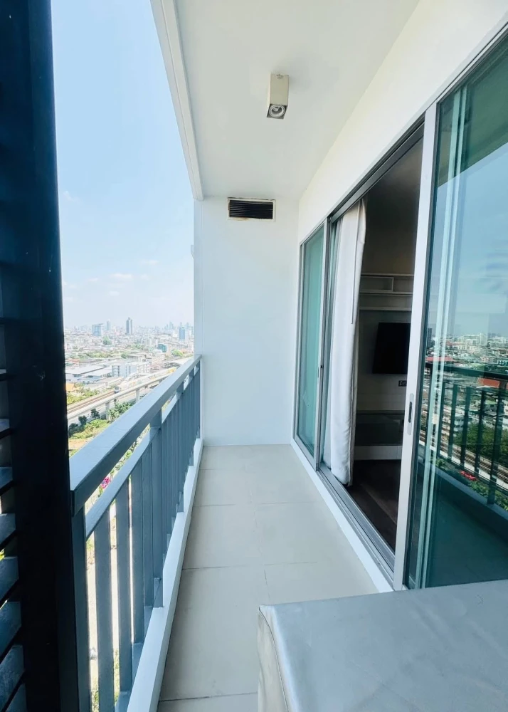 🏡 Modern Condo for Rent at The Room Sathorn-Taksin in Sathorn Area