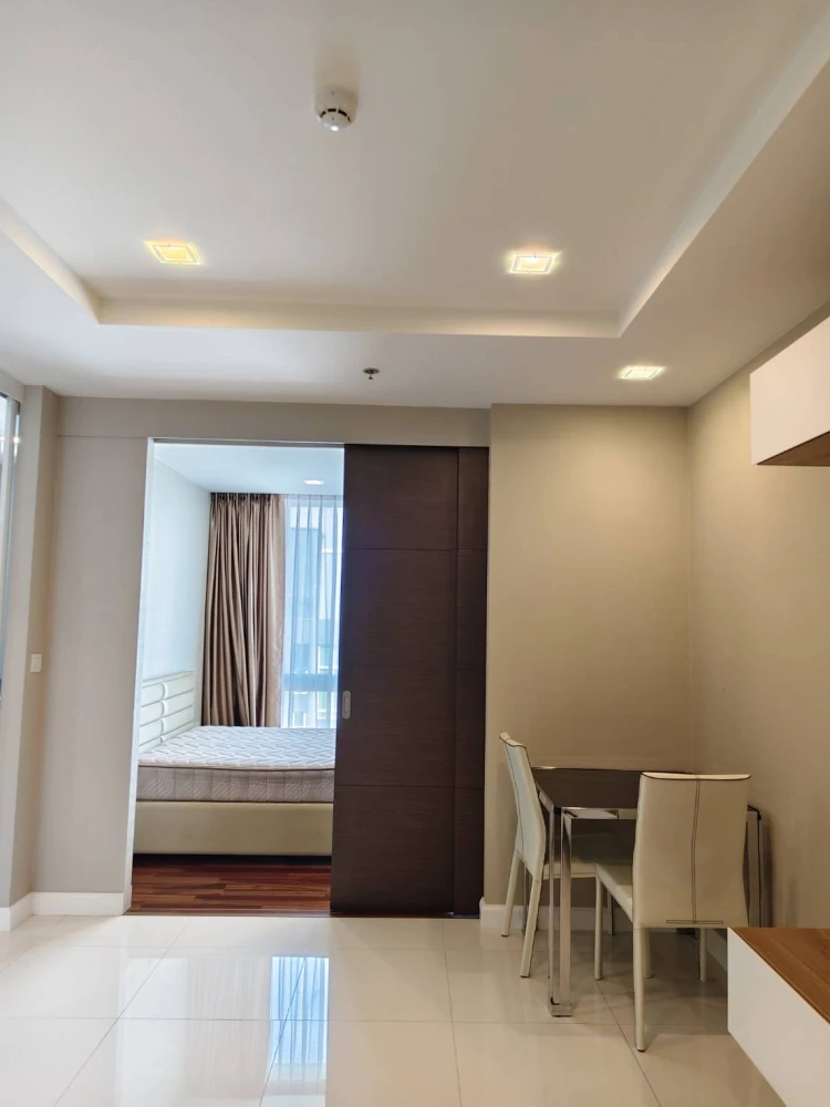 🏠🌃 The Metropolis Condo 🏠🌃