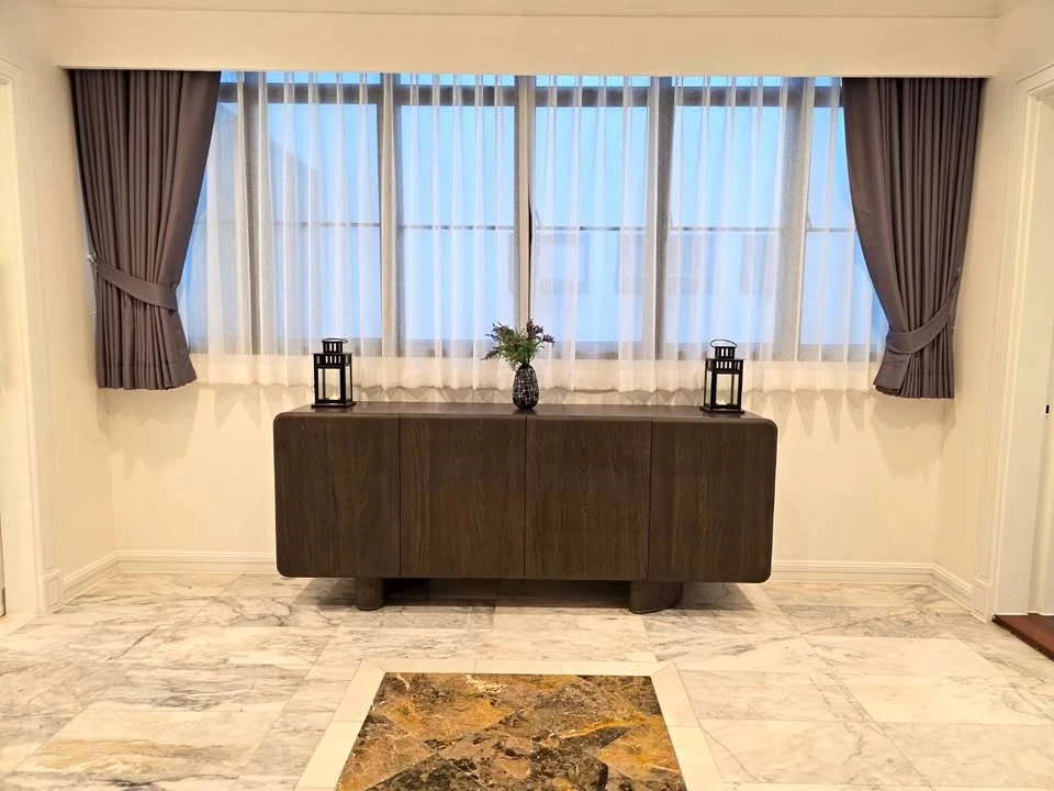 📍 Condo in a great location in the heart of Thonglor 11. Convenient transportation, close to restaurants, cafes, and lifestyle venues.