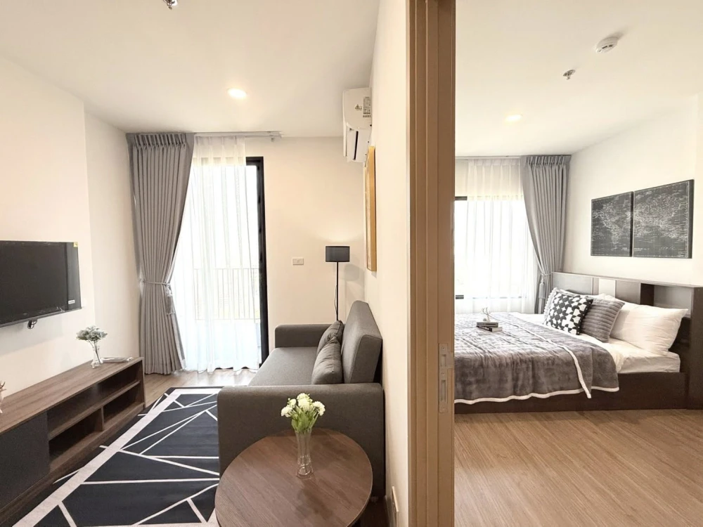 🌸 Lovely condo for rent at The LIVIN Phetkasem 37. Beautiful room, great location. 🌸