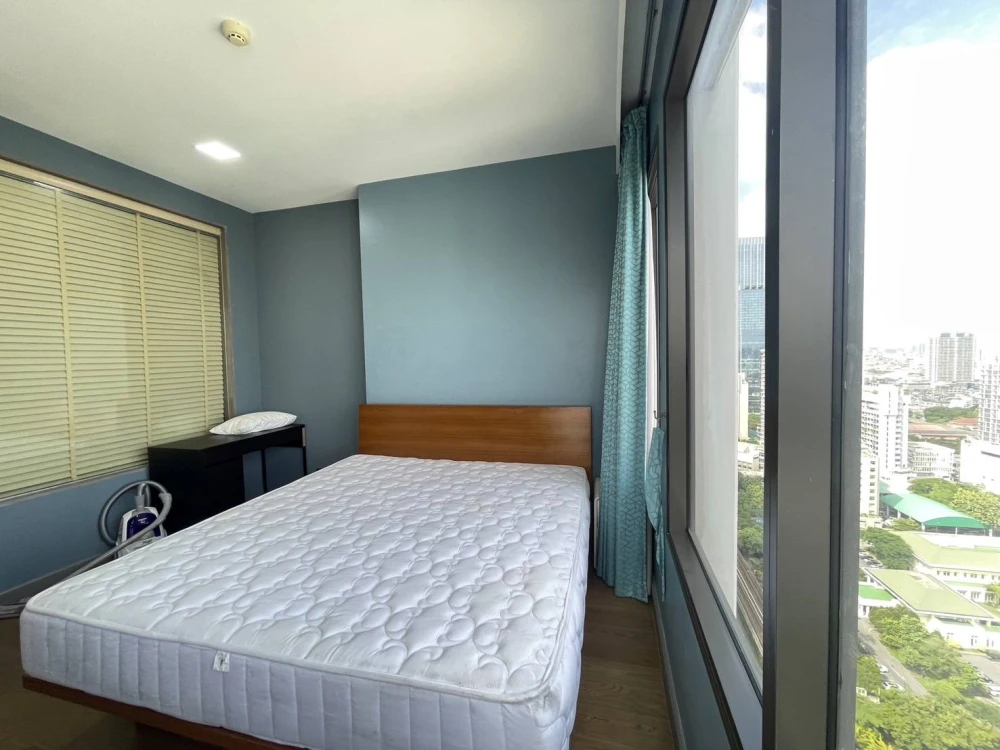 Luxury 2BR High Floor City View – M Phayathai