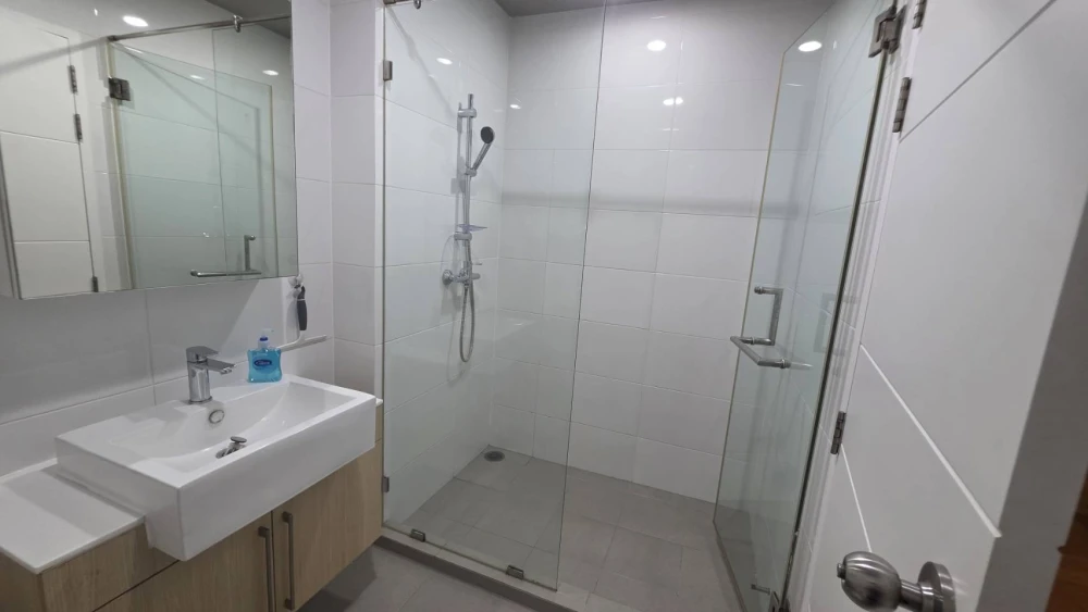 🏙️🕊️ For Rent: Blocs 77 Onnut – Spacious 1BR with River View! 🕊️🏙️
