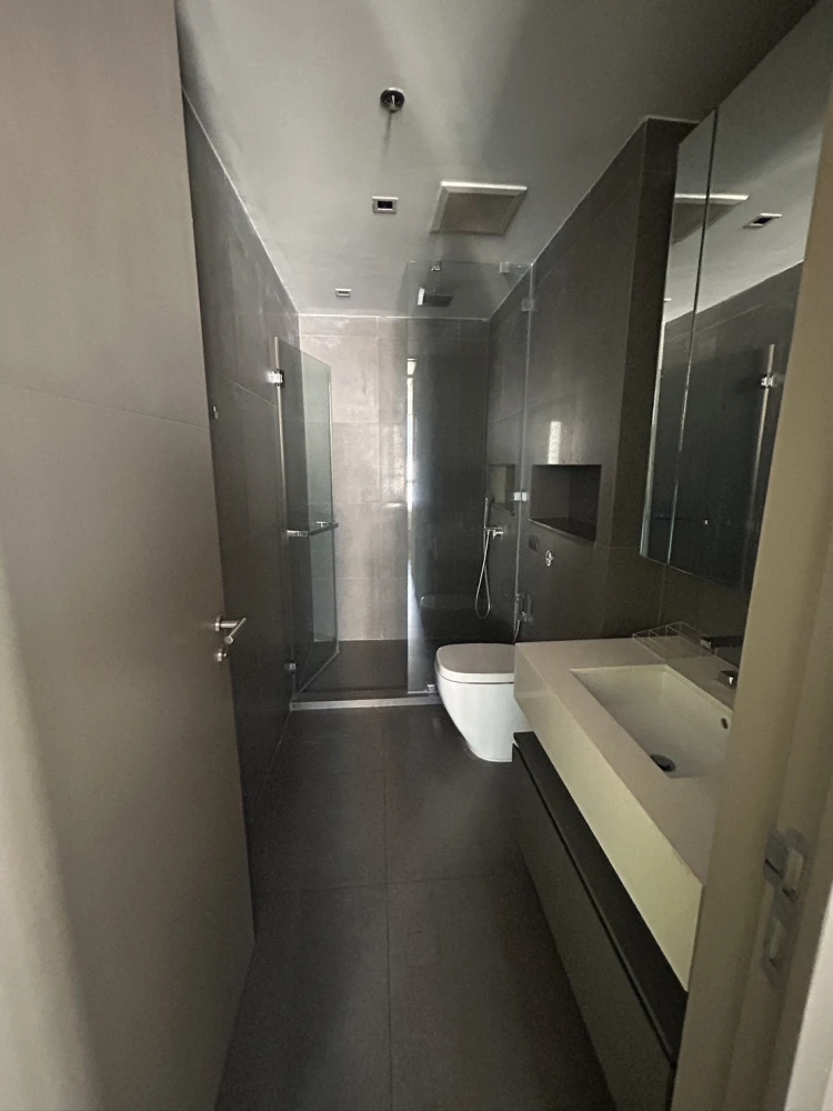 🌊 For rent: The River, luxury condo on the Chao Phraya River, million-dollar view.