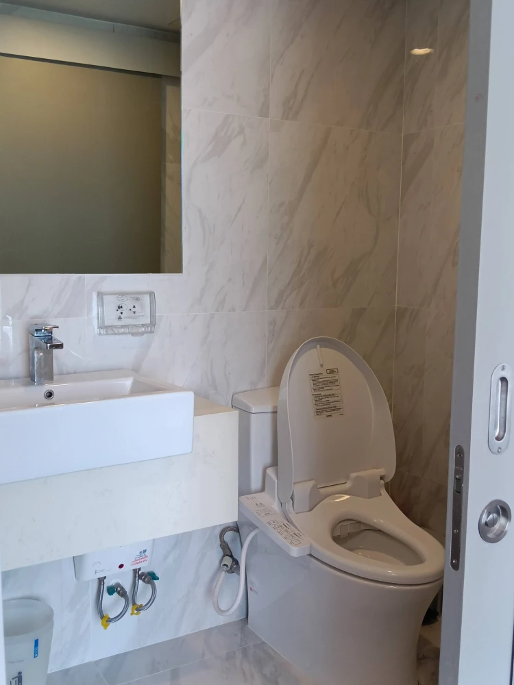 🏢 Condo for rent, Ideo Mobi Sukhumvit 40, 8th floor, beautiful room, fully furnished ✨