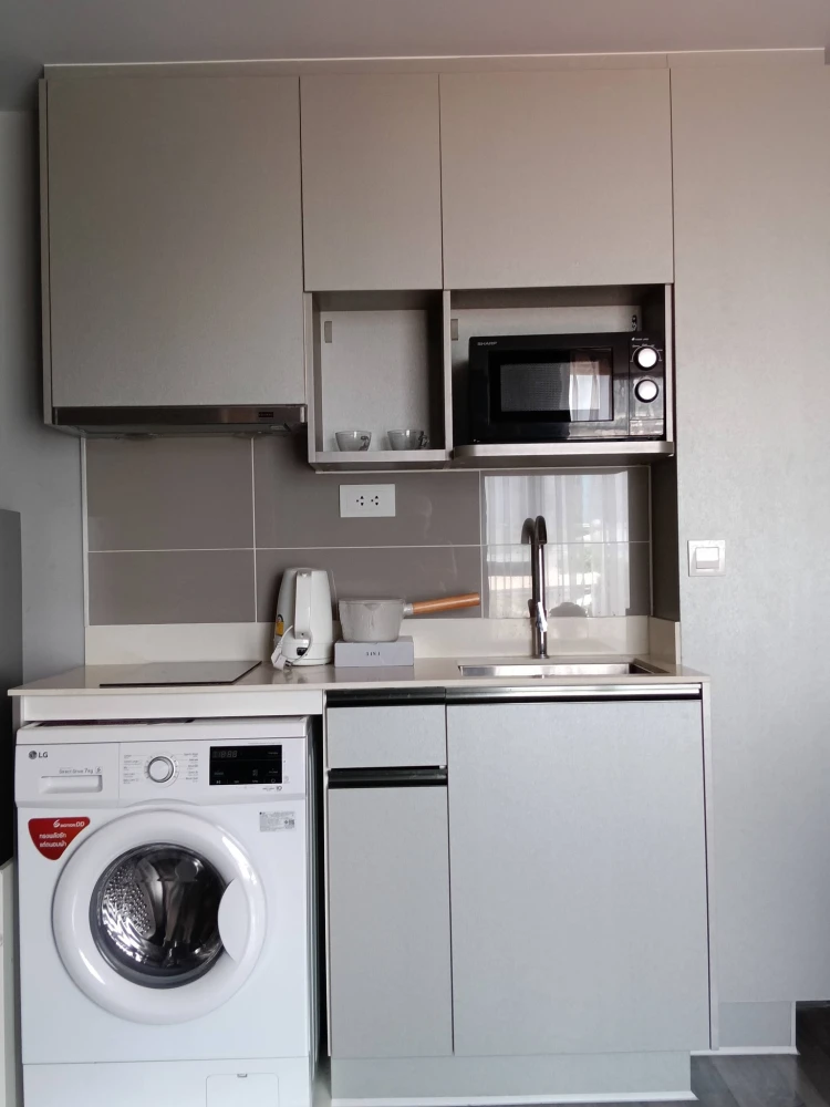 🏢 Condo for rent, Ideo Mobi Sukhumvit 40, 8th floor, beautiful room, fully furnished ✨