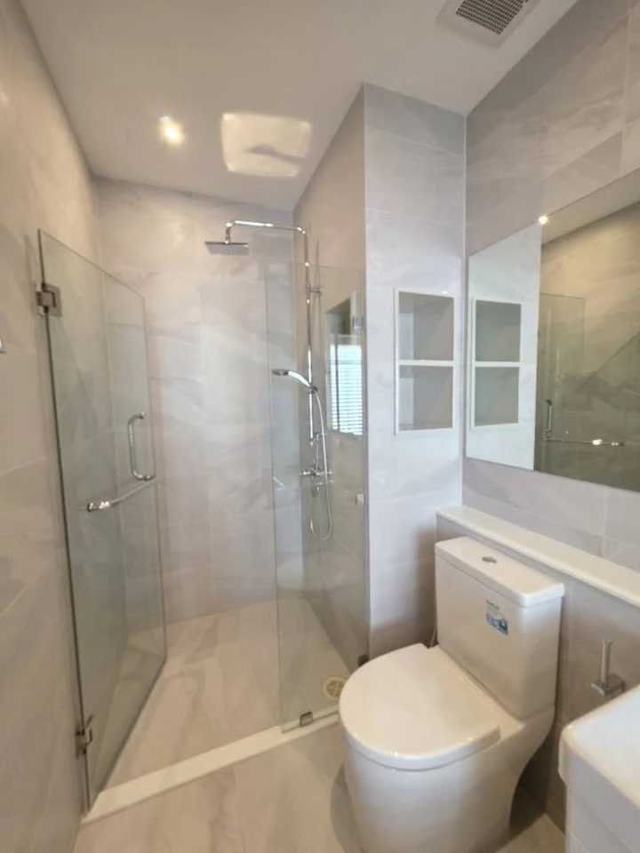 🏙️ Condo for Rent at Rhythm Ekkamai Estate – Near BTS Ekkamai 🚆