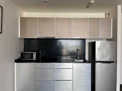 🔥 Best price! For sale/rent The Lofts Ekkamai, beautiful room, open view. The north is not hot, near Gateway and Sukhumvit Hospital.