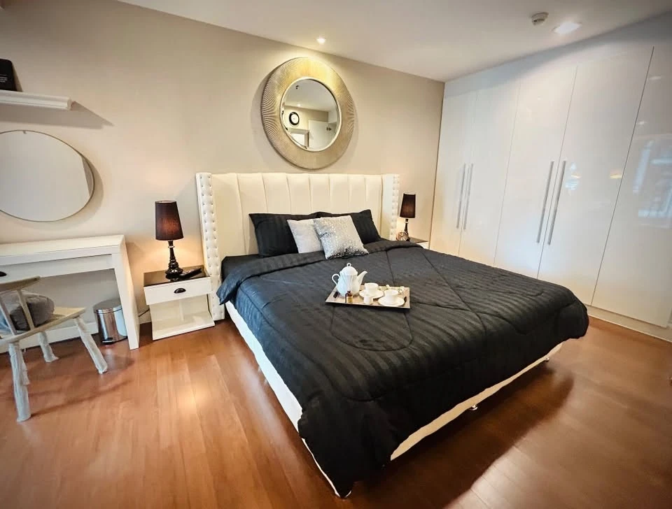✨ Belle Grand Rama 9 | Spacious 3-Bedroom Residence with Pool View in New CBD