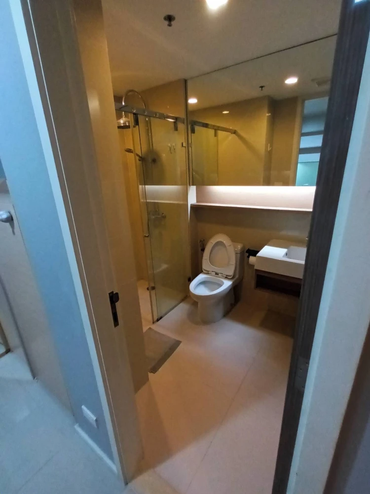 🏙️🌟 For Rent: 15 Sukhumvit Residences – Cozy Unit in Prime Location! 🌟🏙️