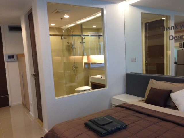 🏙️🌟 For Rent: 15 Sukhumvit Residences – Cozy Unit in Prime Location! 🌟🏙️