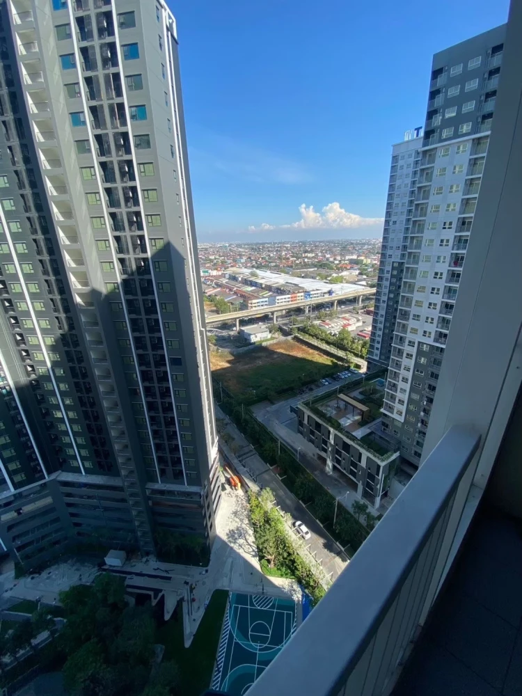 🌷🏢 For Rent Aspire Erawan | High Floor Unit, Simple & Ready to Customize! 🏢🌷