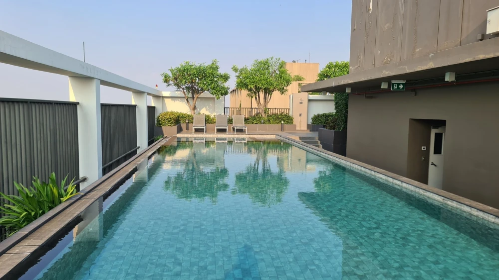 🌈🏢 For Rent: Blossom Condo @ Fashion Beyond Ramintra | Stylish Duplex with High Ceiling! 🏢🌈