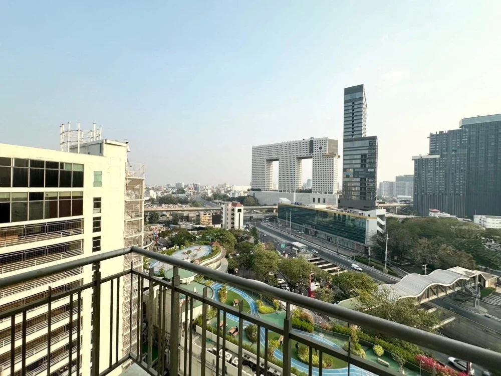 🌟 Condo for Rent at Centric Ratchayothin Next to BTS