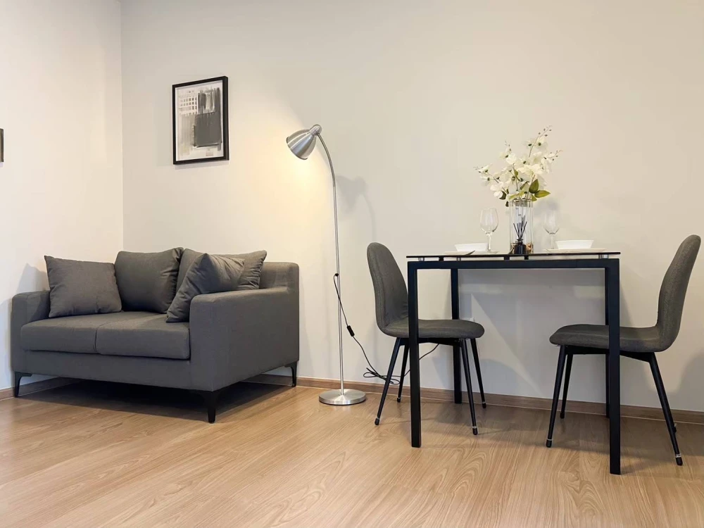 🌆✨ Condo for Rent at Chewathai Pinklao ✨🌿