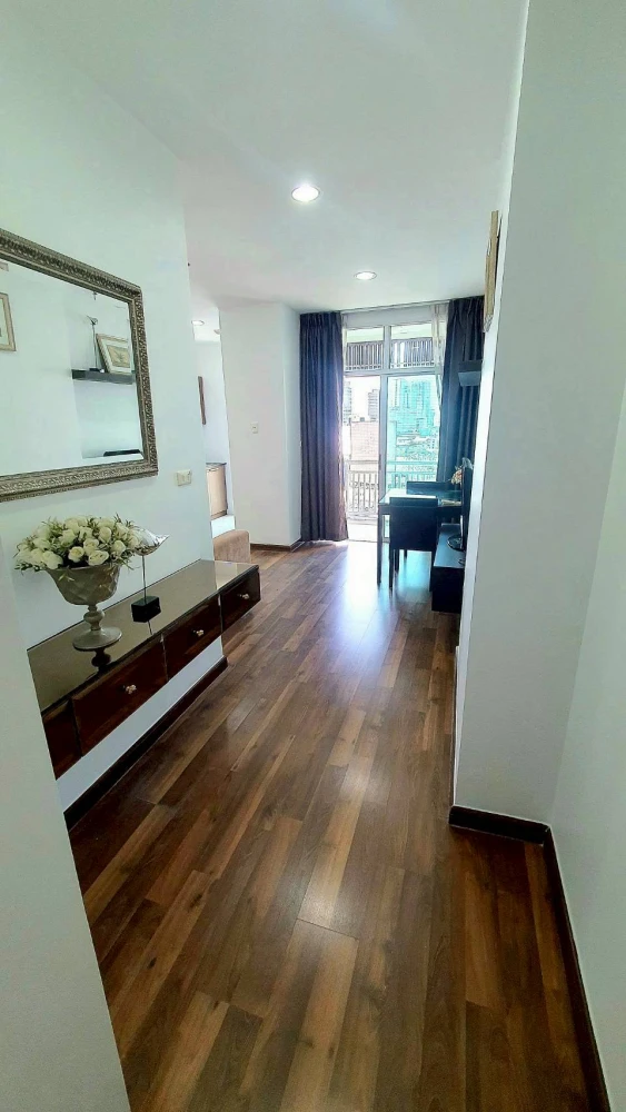 🦋🏙️ Chewathai Ratchaprarop Condo for Rent | Large 2-bedroom unit with pool view, prime city center location! 🏙️🦋