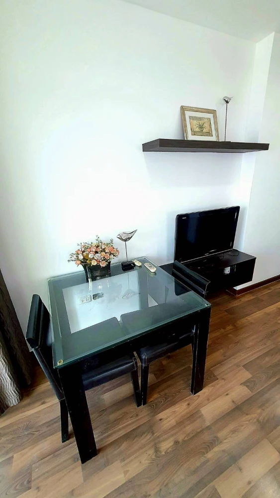 🦋🏙️ Chewathai Ratchaprarop Condo for Rent | Large 2-bedroom unit with pool view, prime city center location! 🏙️🦋