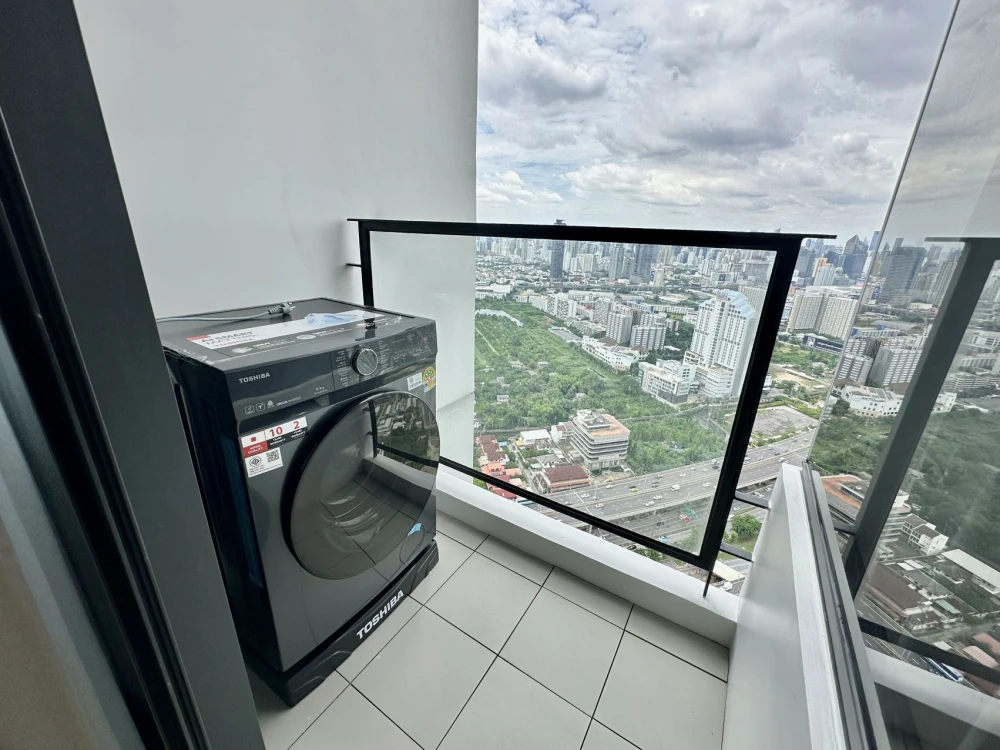 ✨ For Rent — Landmark @MRTA Station | 1 Bedroom on the 31st Floor, 37 sq.m. 🚆