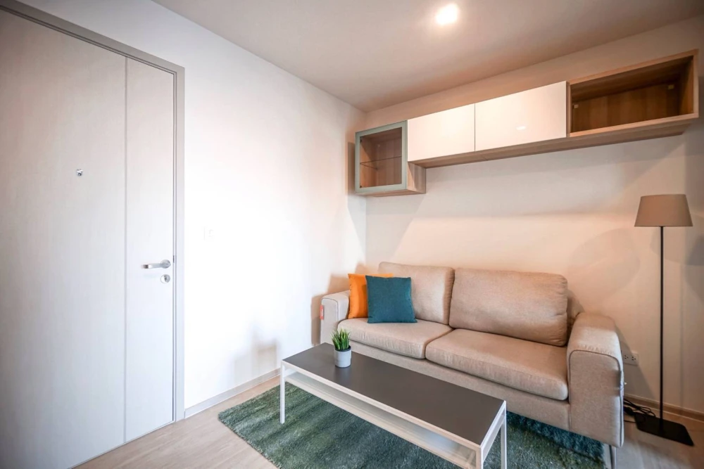 💙🏙️ For Rent: Life Sukhumvit 48 – Stylish High Floor Unit! 🏙️💙