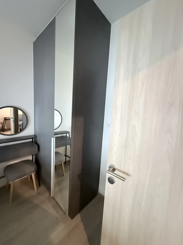🌈🏙️ For Rent: Nue District R9 – Easy Access Unit on Rama 9 Road! 🏙️🌈