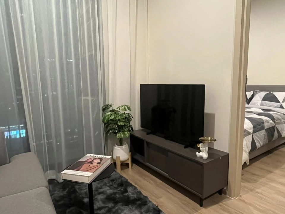 🌟🏙️ For Rent: Nue District R9 – High Floor Unit in Prime Rama 9! 🏙️🌟